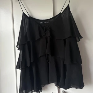 Zara topp - Knappt använd!🩶