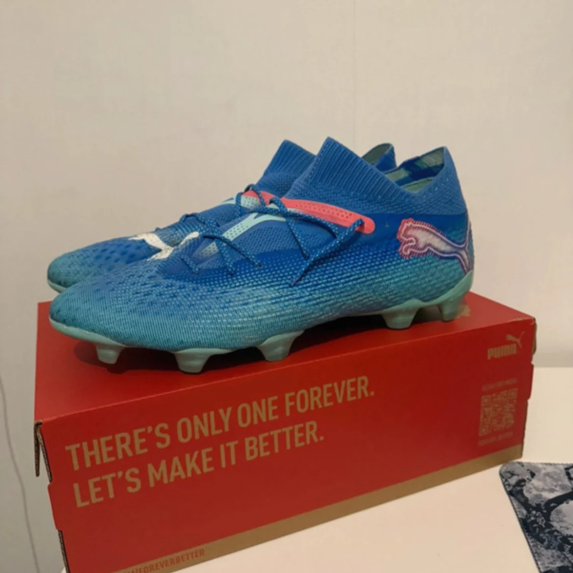 Blåa Puma fotbollsskor med snörning - 4