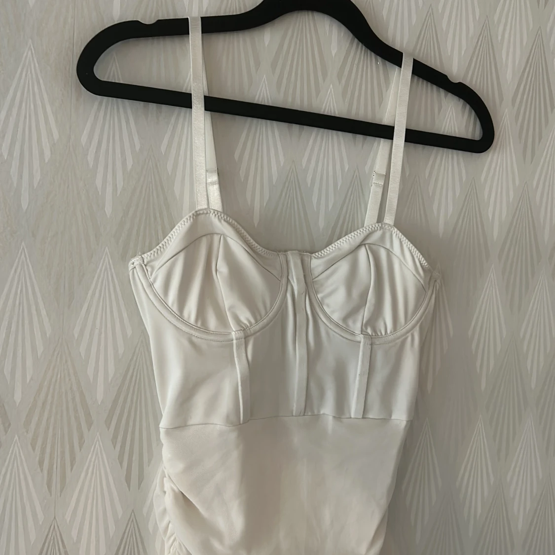 Klänning med lite see true effekt  - 1