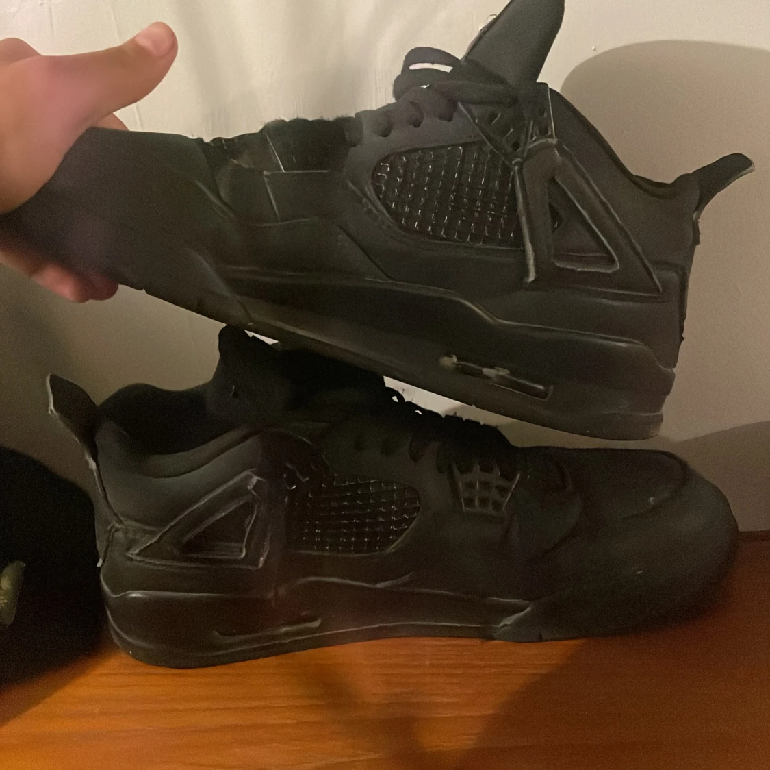 Svarta Nike Air Jordan 4 sneakers - 1