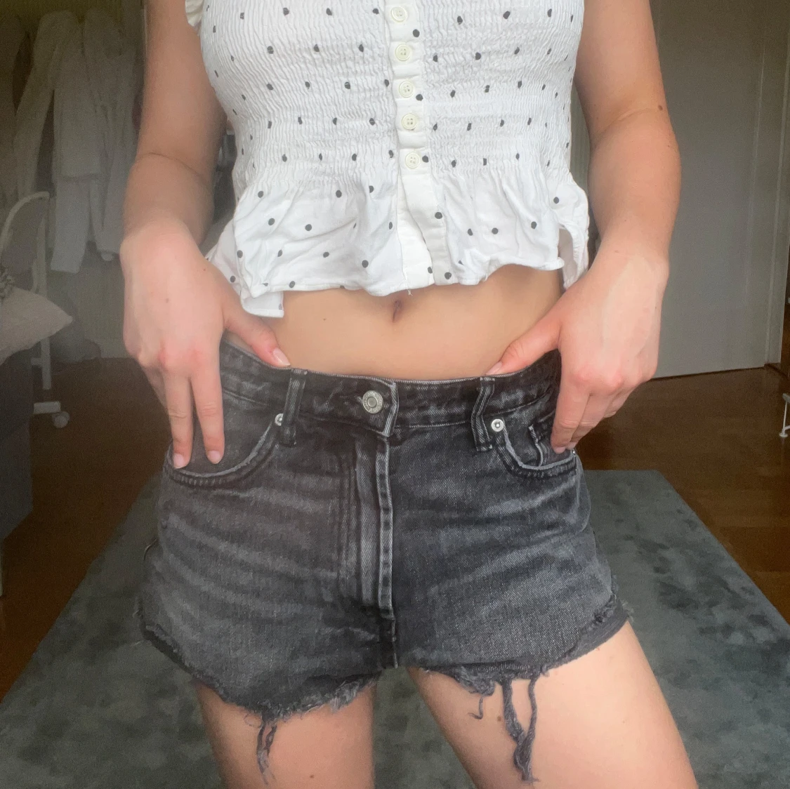 Svarta jeansshorts - 1