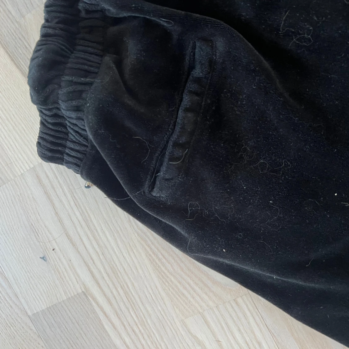 Svarta mjukisbyxor från Freequent - 1