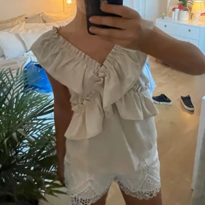 Festtopp  - Suuupersnygg festtopp/blus 💗💗💗