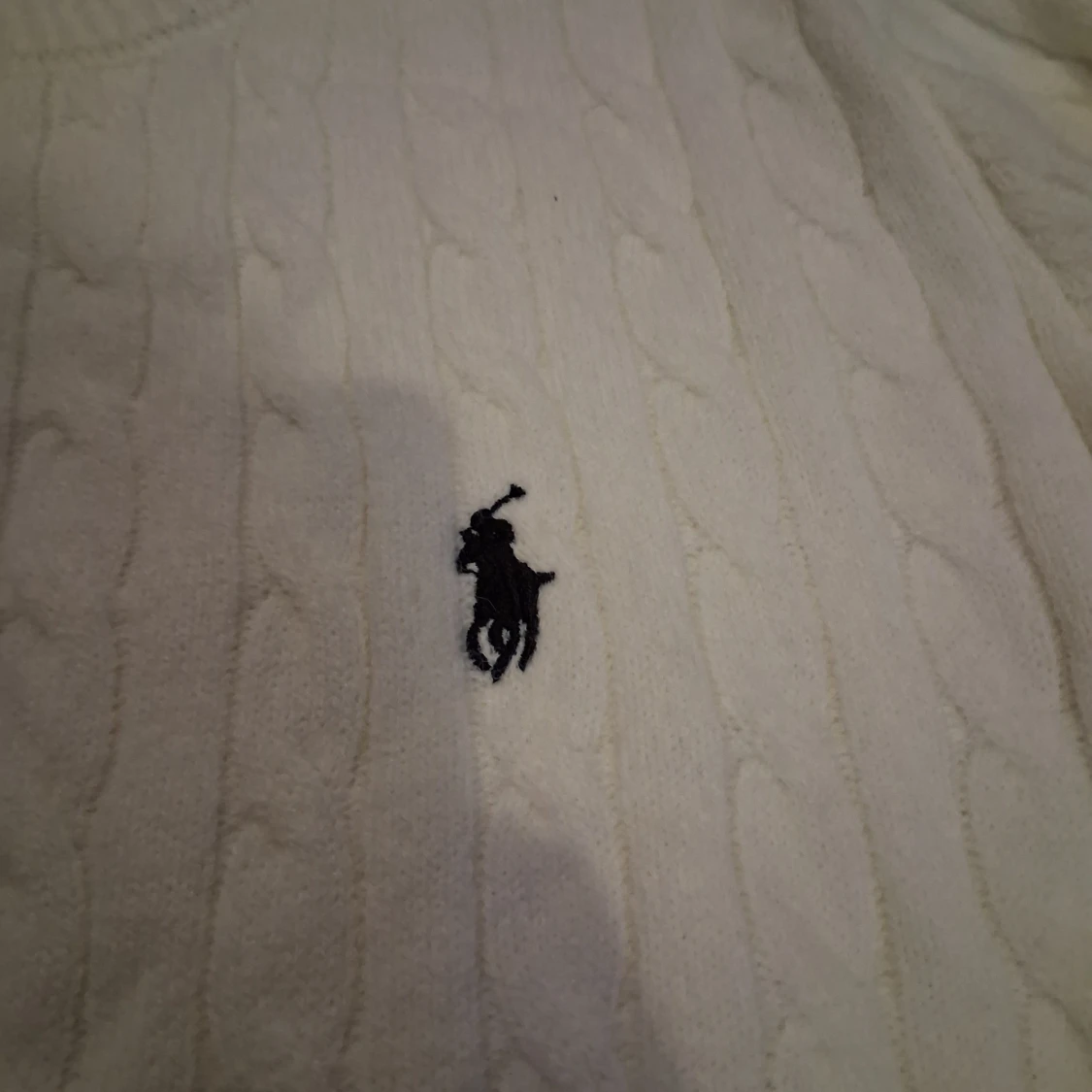 Vit kabelstickad tröja från Polo Ralph Lauren - 1