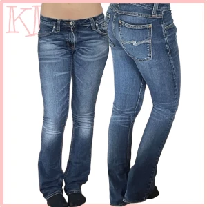 Bootcut Nudie Jeans - Storlek 29/34 | Skick 9/10 | Modellen på bilden är 170 | Skriv ifall ni har fler frågor🤞 