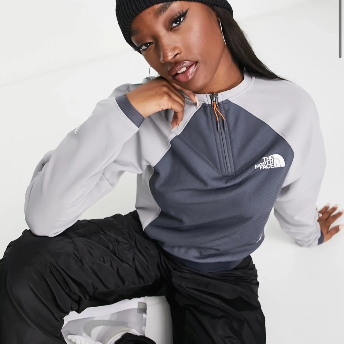 Grå långärmad tröja från The North Face - 4