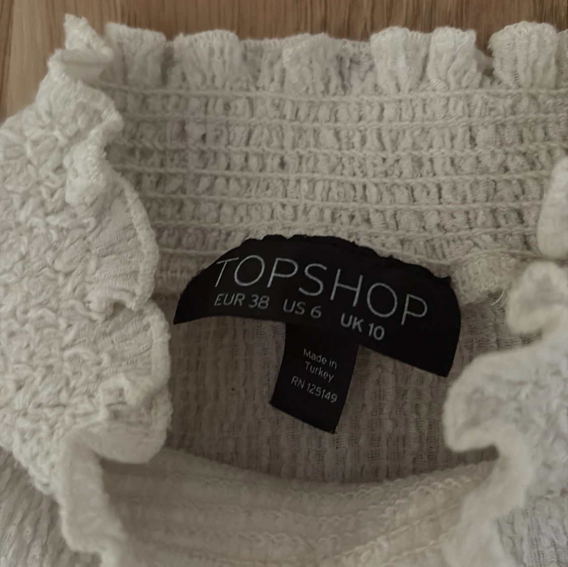 Vit ribbad topp från Topshop - 1