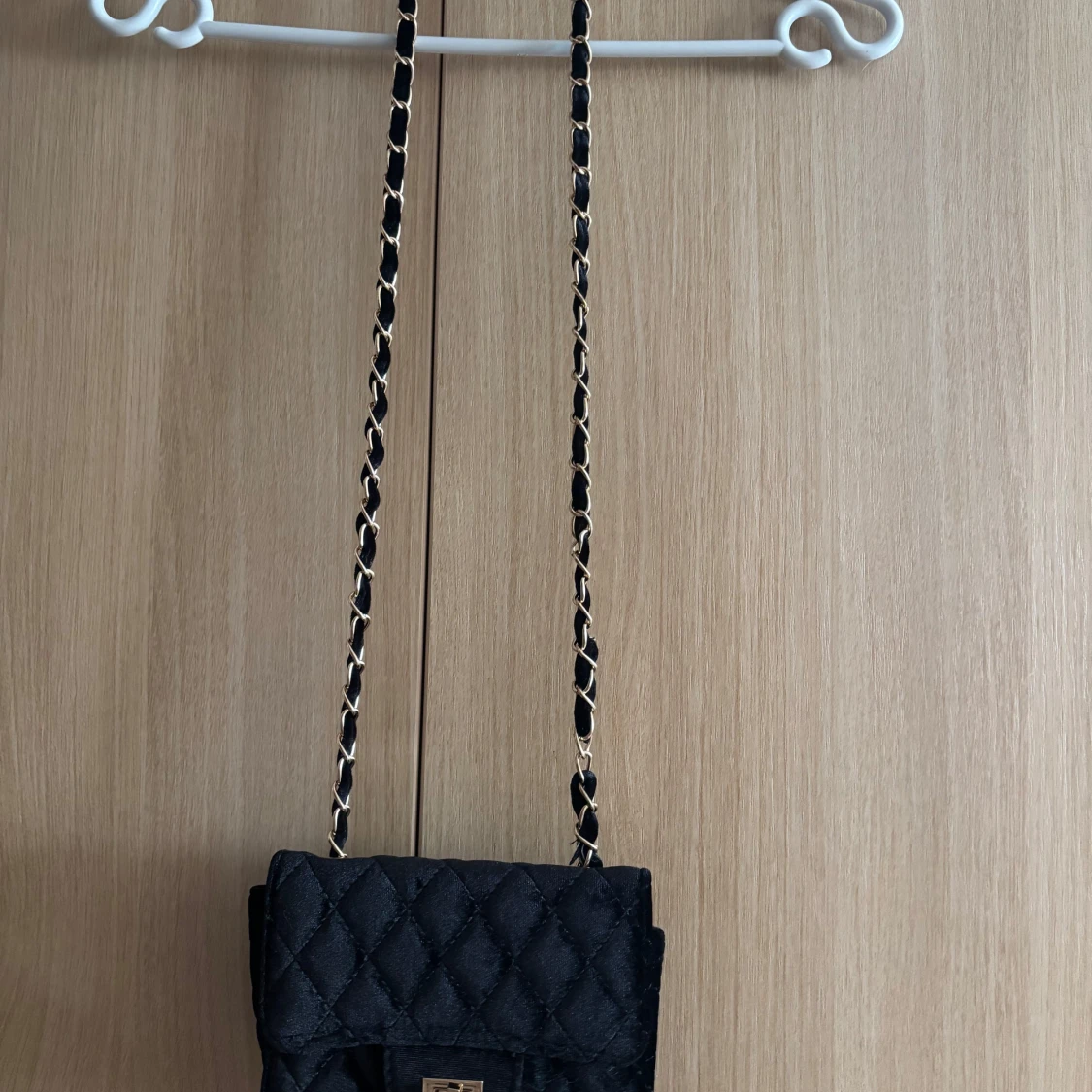 Sammets axelremväska - 1