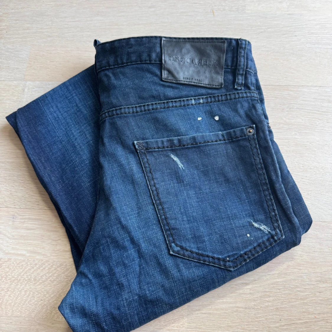Mörkblå jeans från Dsquared2