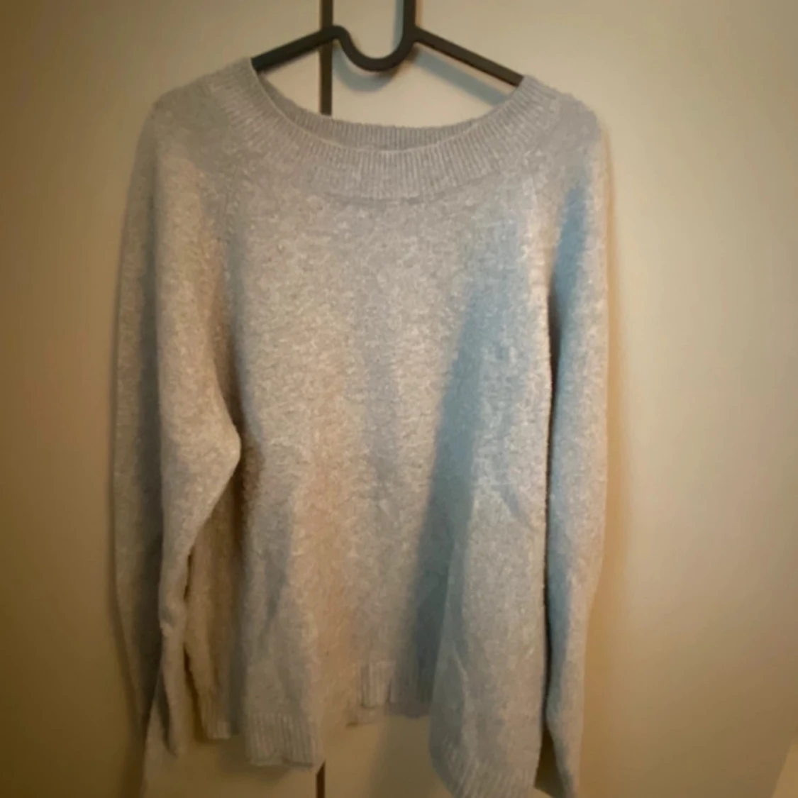 Grå stickad tröja från Vero Moda - 1