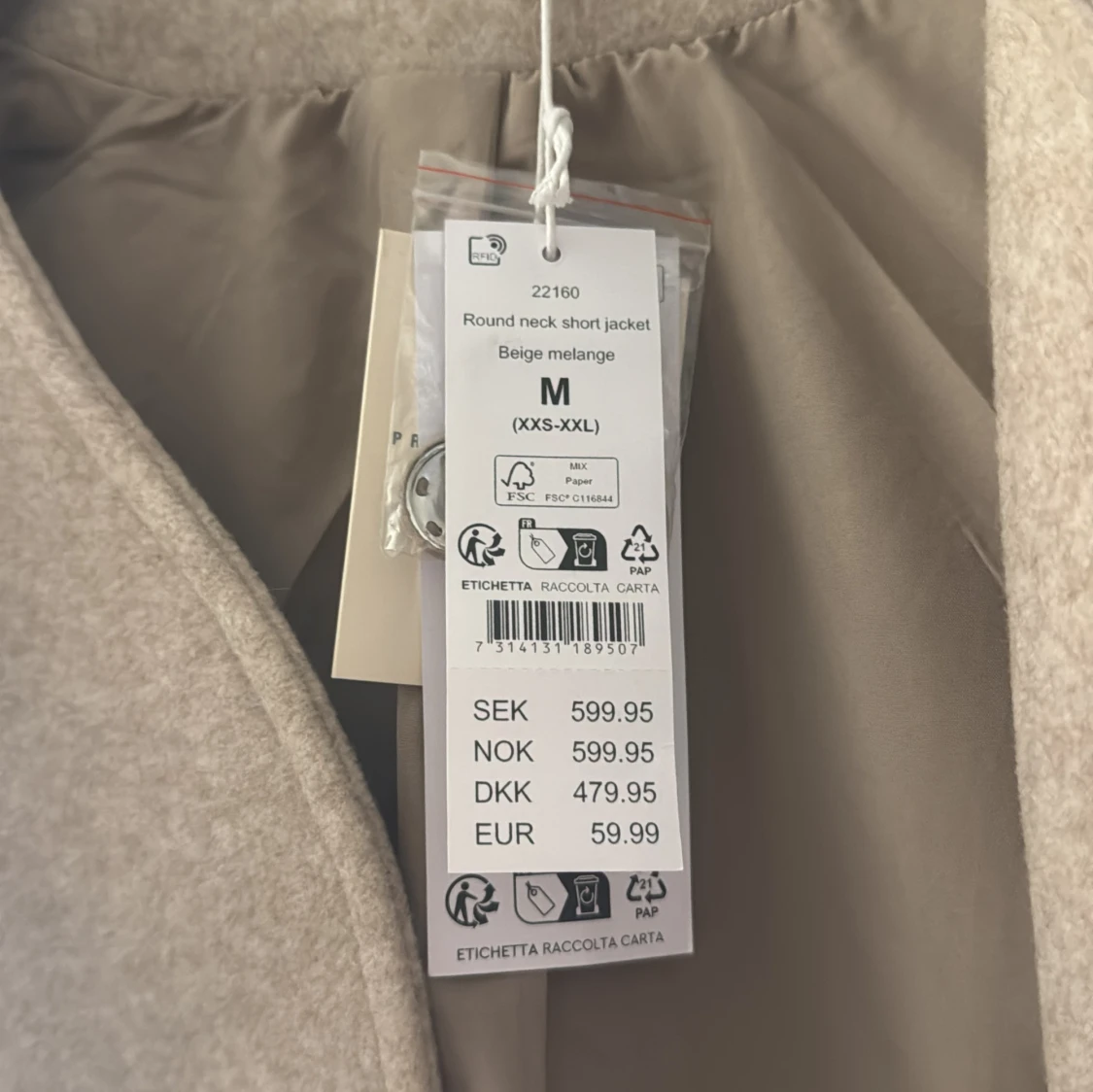 Beige kappa med rund hals - 3