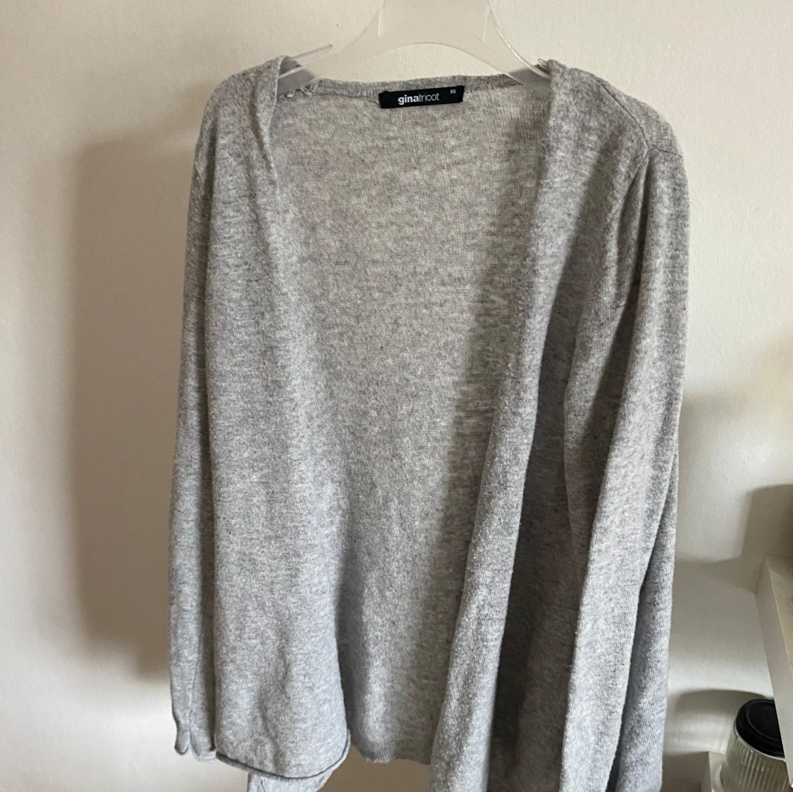 Grå kofta från Gina Tricot - 3