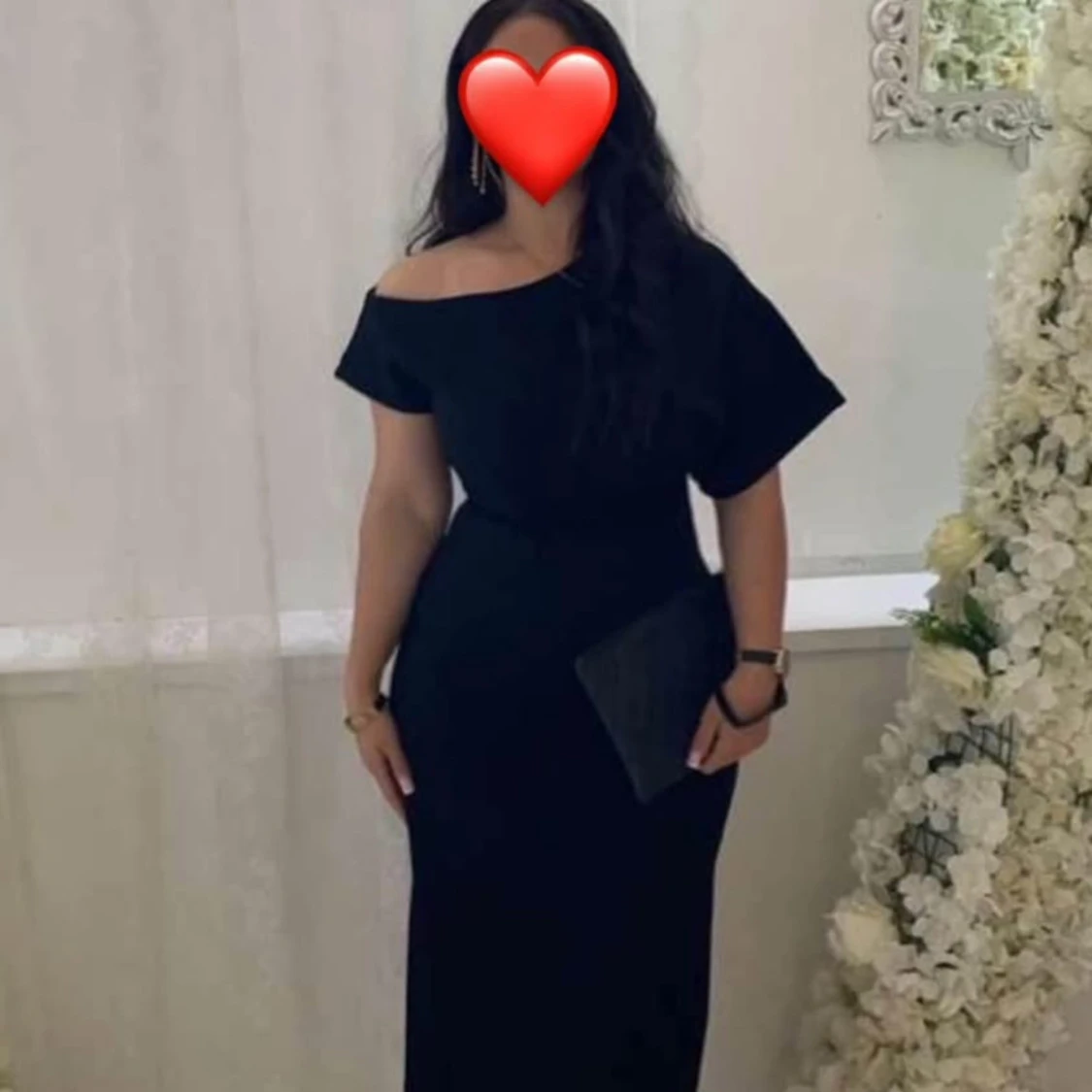 Svart offshoulder klänning