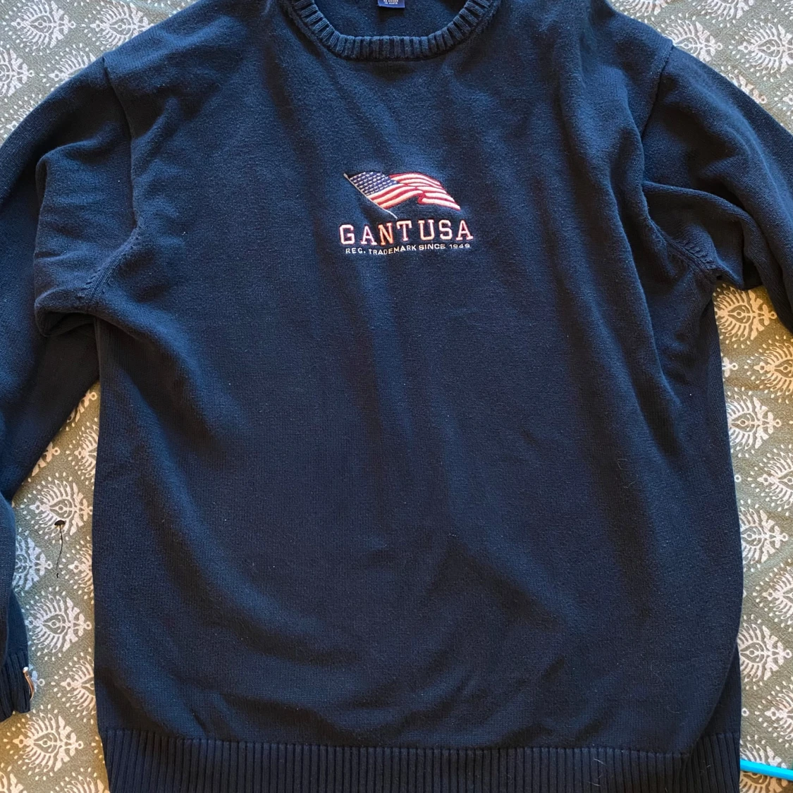 Mörkblå tröja från GANT - 2
