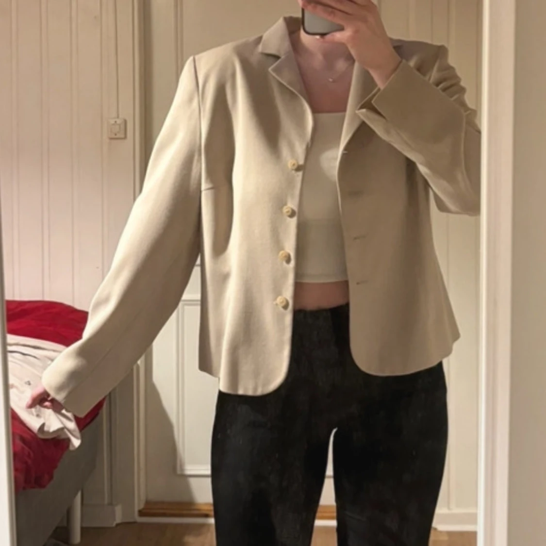 Beige kavaj med knappar - 2