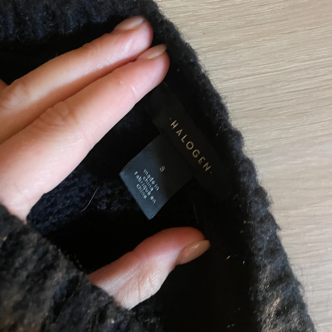 Svart stickad tröja från Halogen - 2