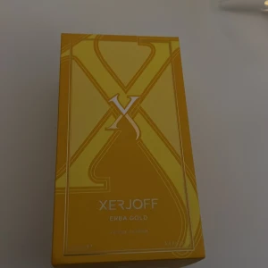 Xerjoff erba gold - Här har ni en helt oanvänd Xerjoff erba gold som har en helt fantastisk doft som luktar tropiskt och söt kostar 2000+ ny kvitto finns om ni vill se