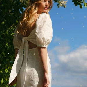 Adoore klänning  - Aldrig använd 