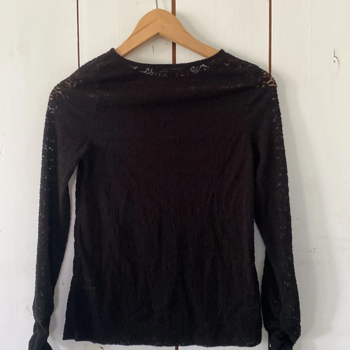 Svart spetsblus från KappAhl XS - 1