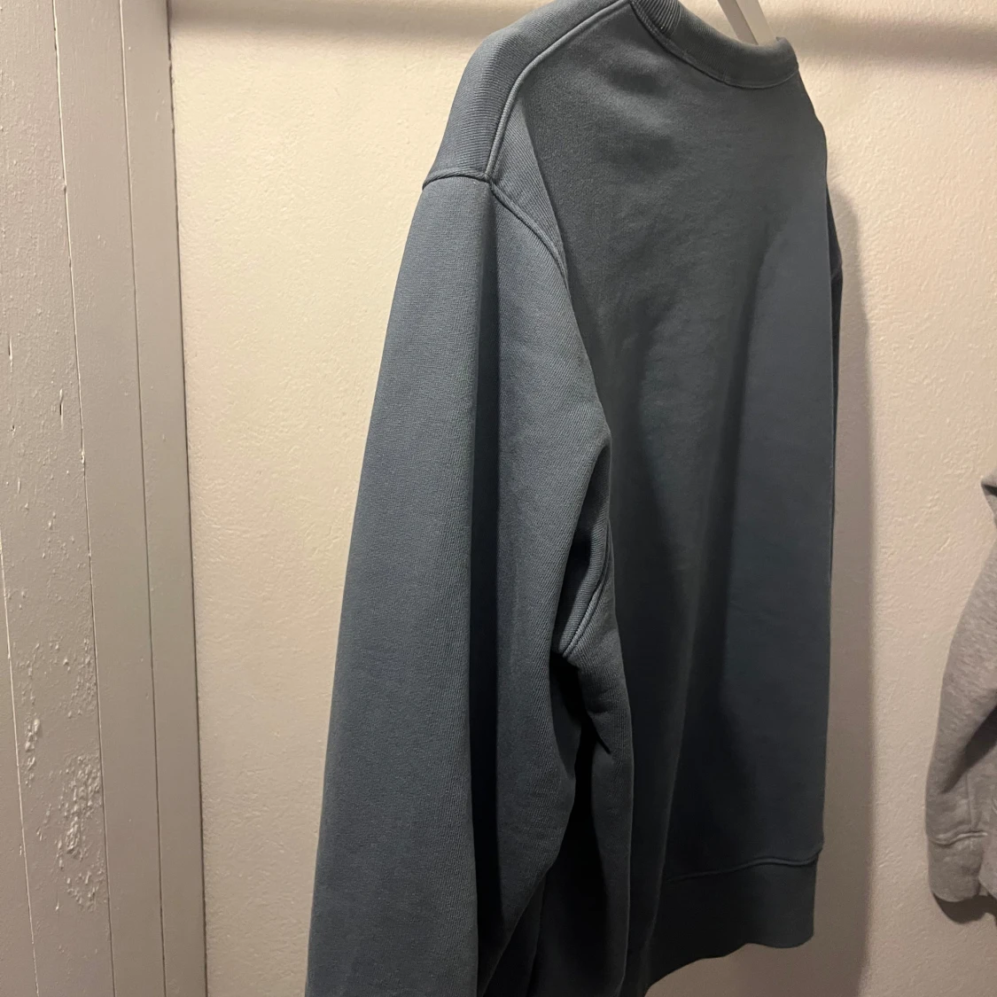 Två sweatshirts från These Glory Days - 4