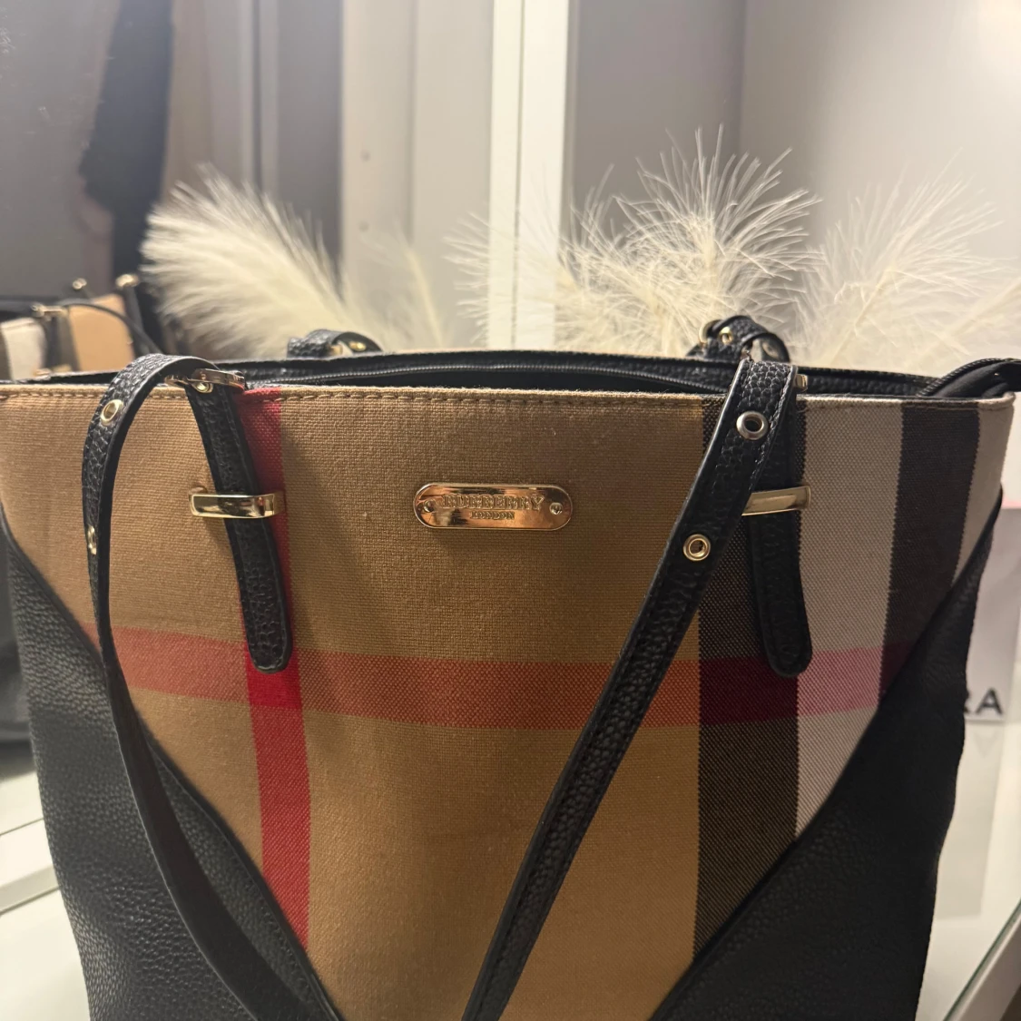 Rutig axelväska från B U r B E R R Y - 2