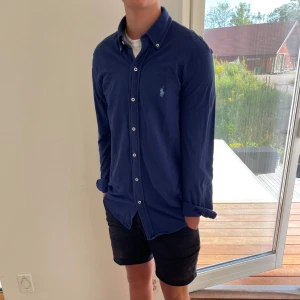 Polo Ralph lauren skjorta  - Säljer nu denna Polo Ralph lauren skjorta, skriv för fler bilder/frågor🙌🏼