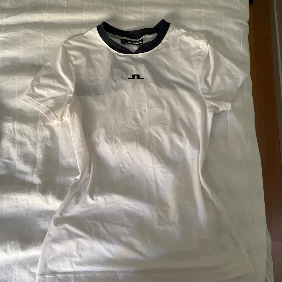 Träningströja från j. Lindeberg