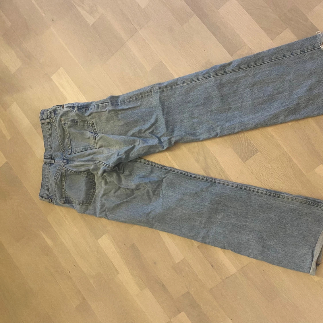 Blåa vida jeans från Zara - 1