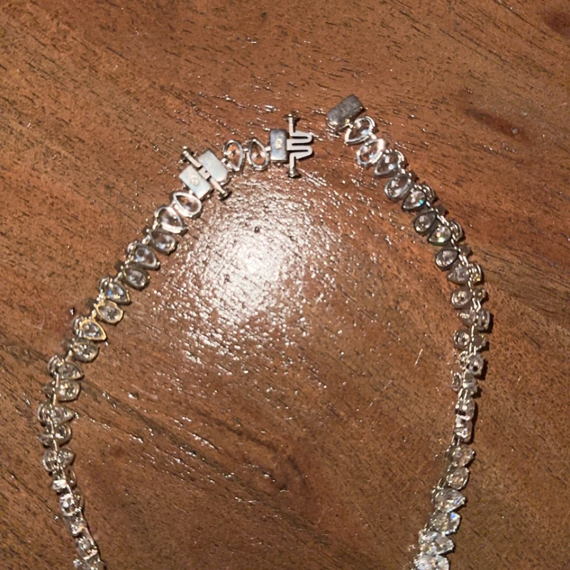 Swarovski halsband med droppformade stenar - 3