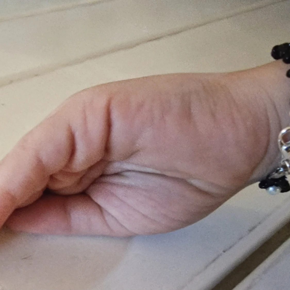 Handgjort statementarmband för barn - 1