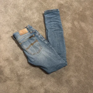 jeans - Nudie Jeans - Jeans | Nudie Jeans | ljusblå | bra skick | bara att höra av sig vid eventuella frågor!