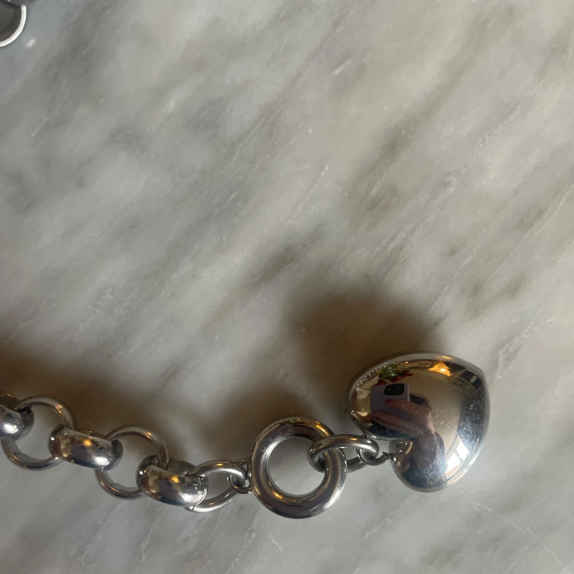 Edblad - Silverfärgat armband med hjärthänge - 2