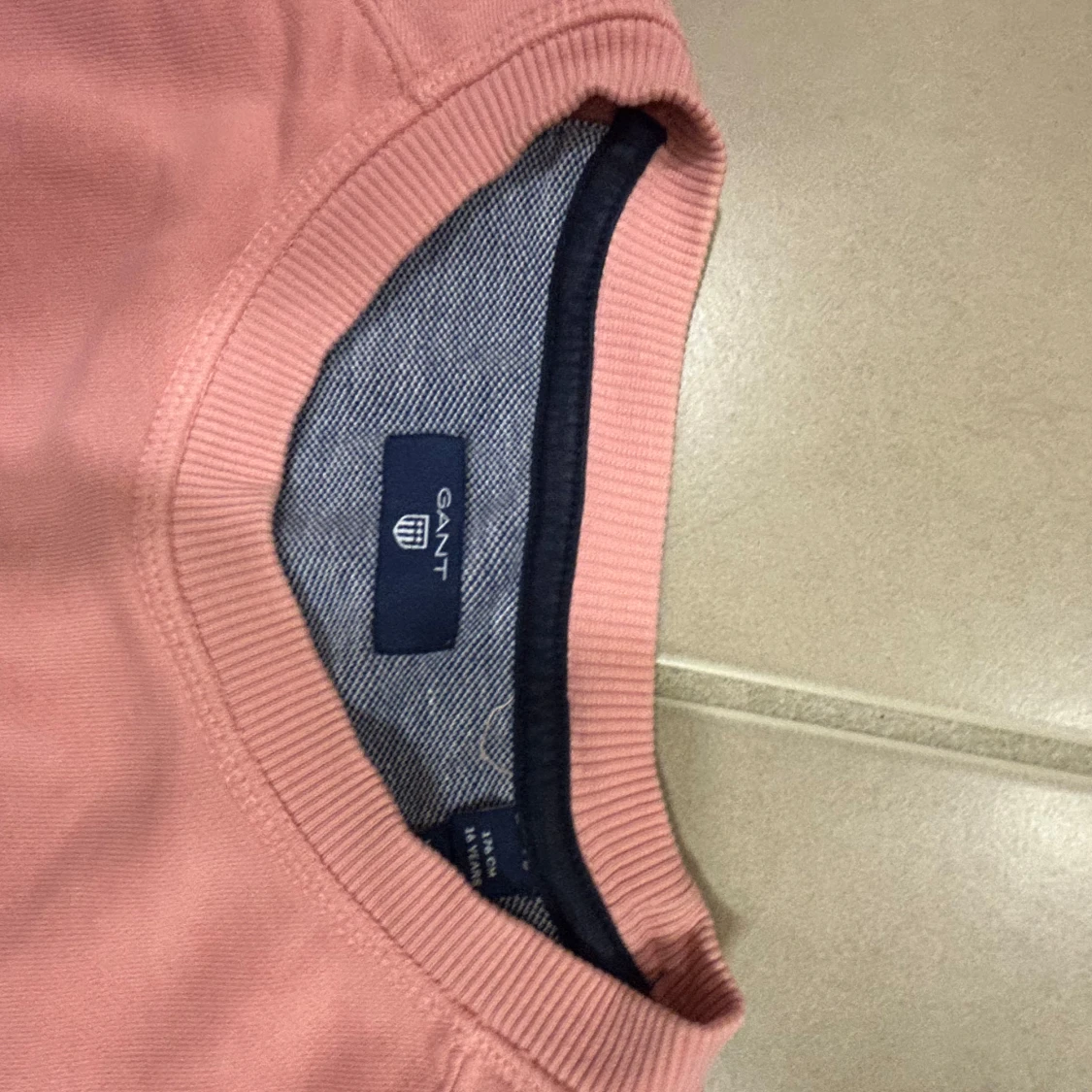 Rosa sweatshirt från GANT - 2