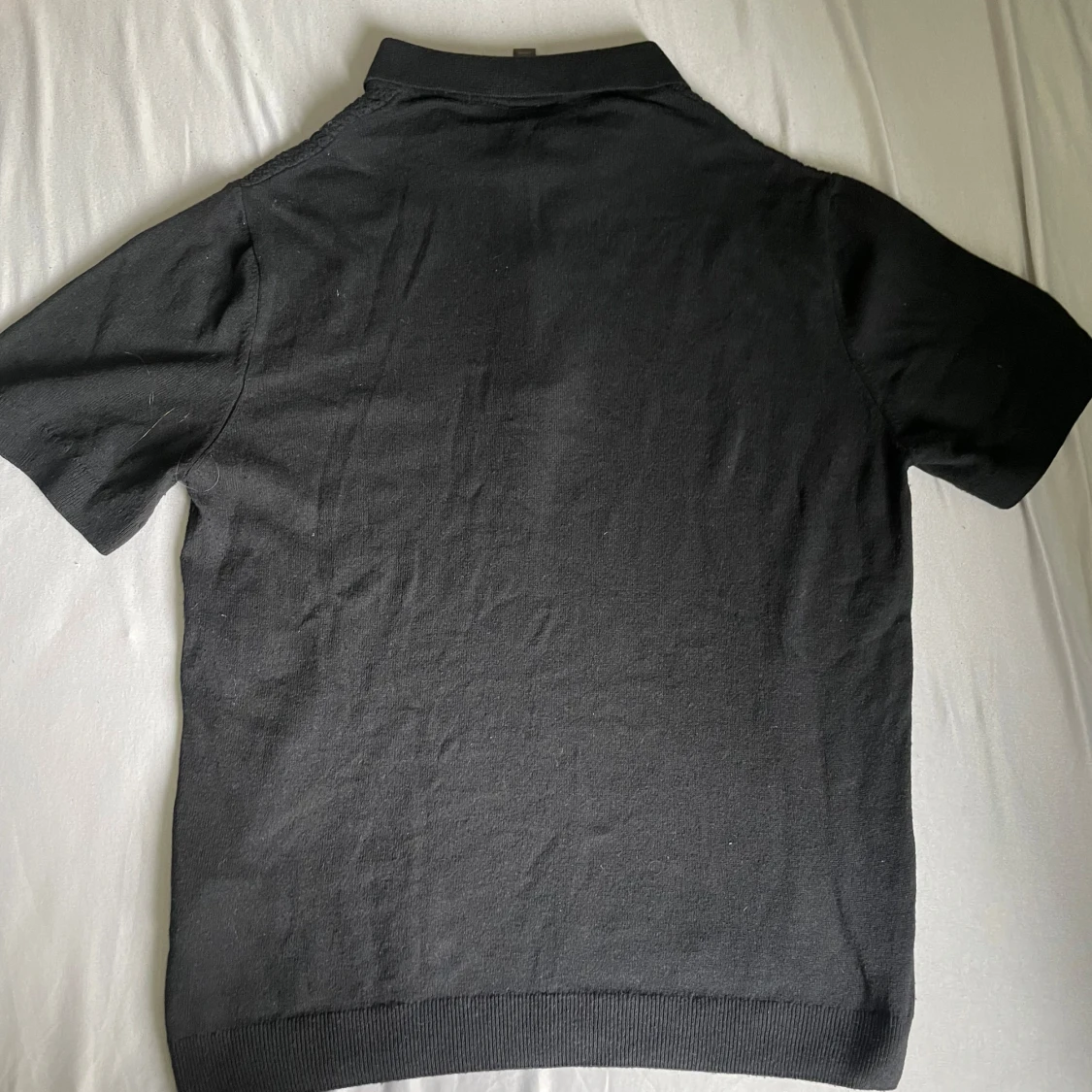 Svart pikétröja med dragkedja från H&M - 1