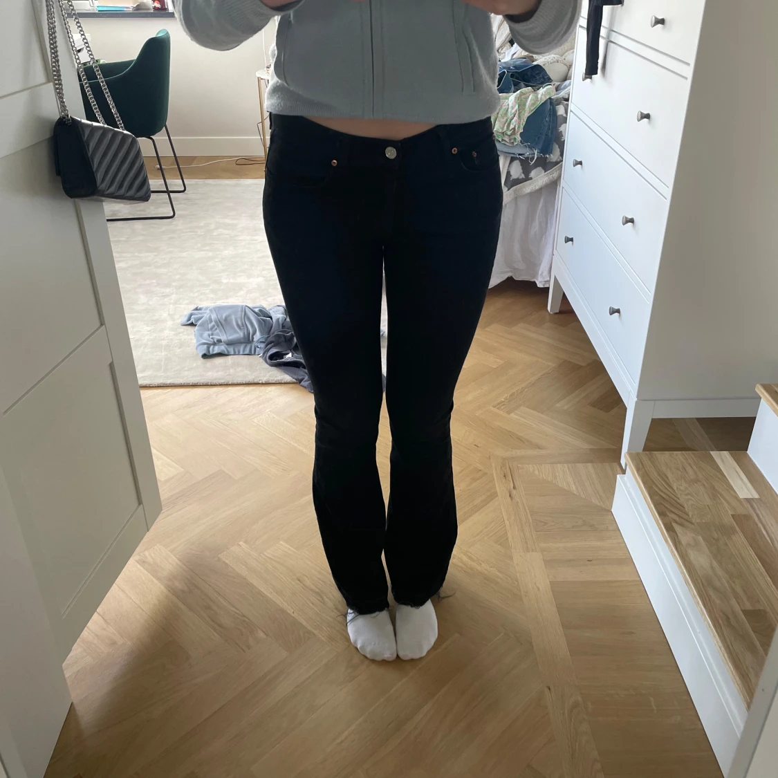 Svarta bootcut jeans