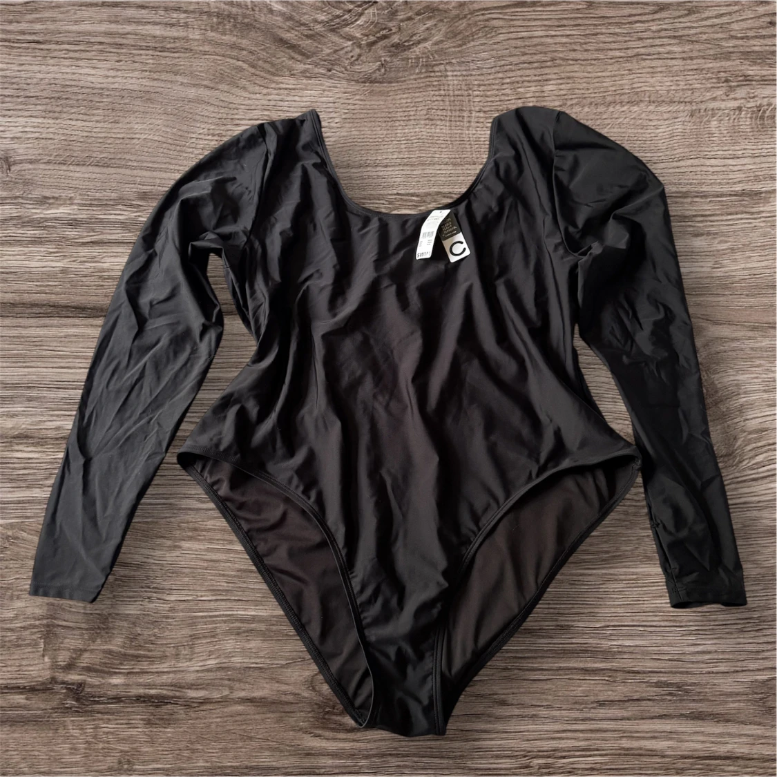 Svart långärmad baddräkt från Cubus X Philippa Parnevik