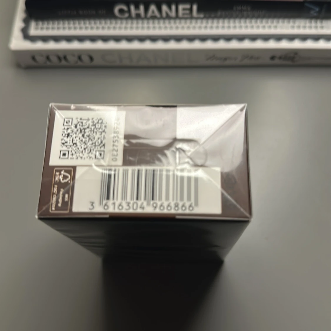 Burberry Hero Parfum Intense 50ml - 2