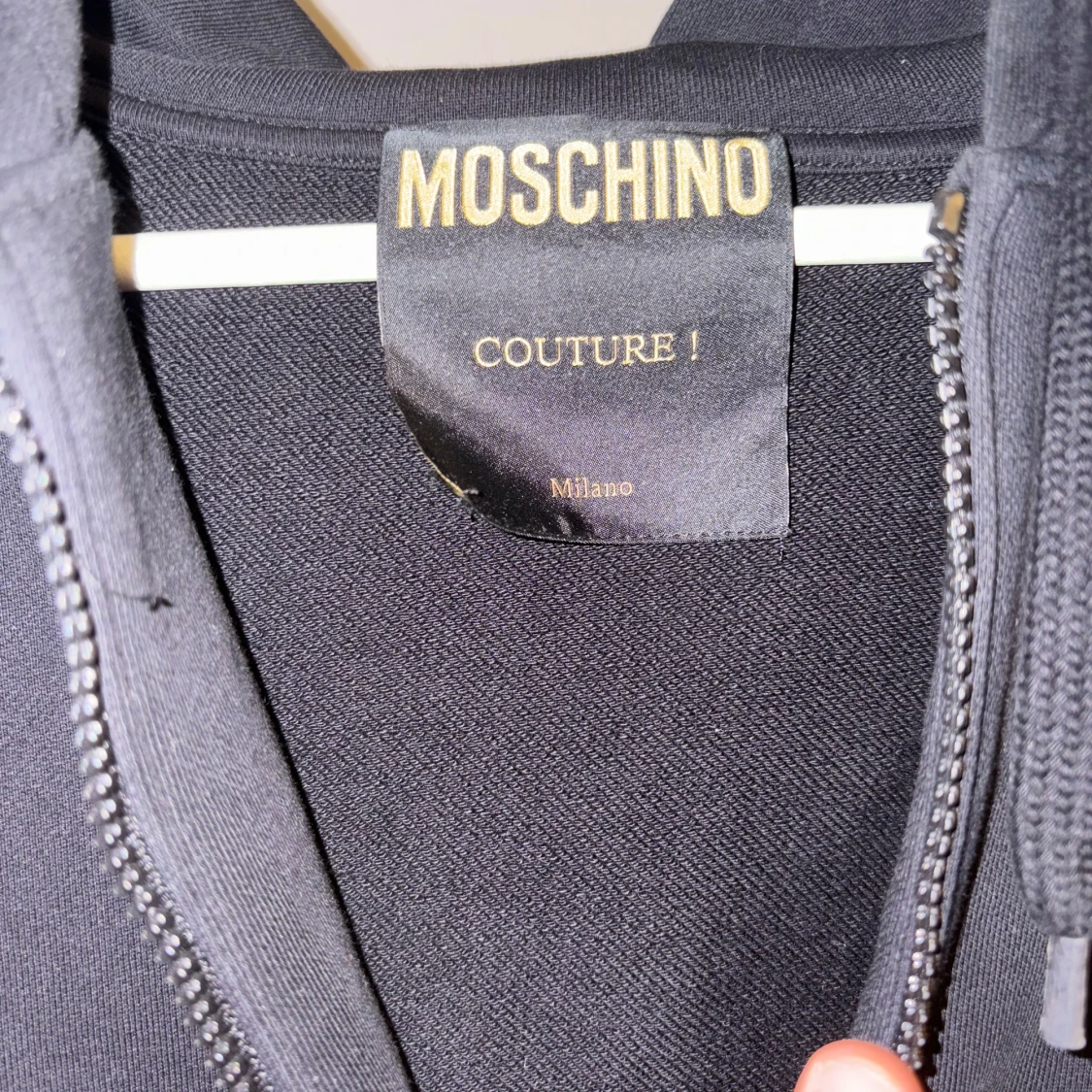 Svart Moschino hoodie med logga - 2