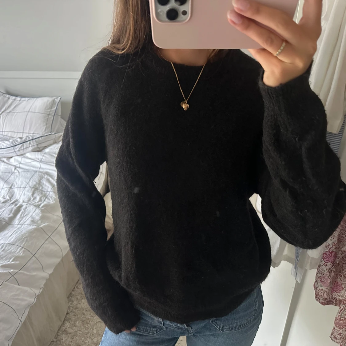 Svart stickad tröja - 1