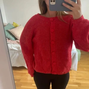 Stickad alpacka kofta - Jättefin kofta perfekt till hösten