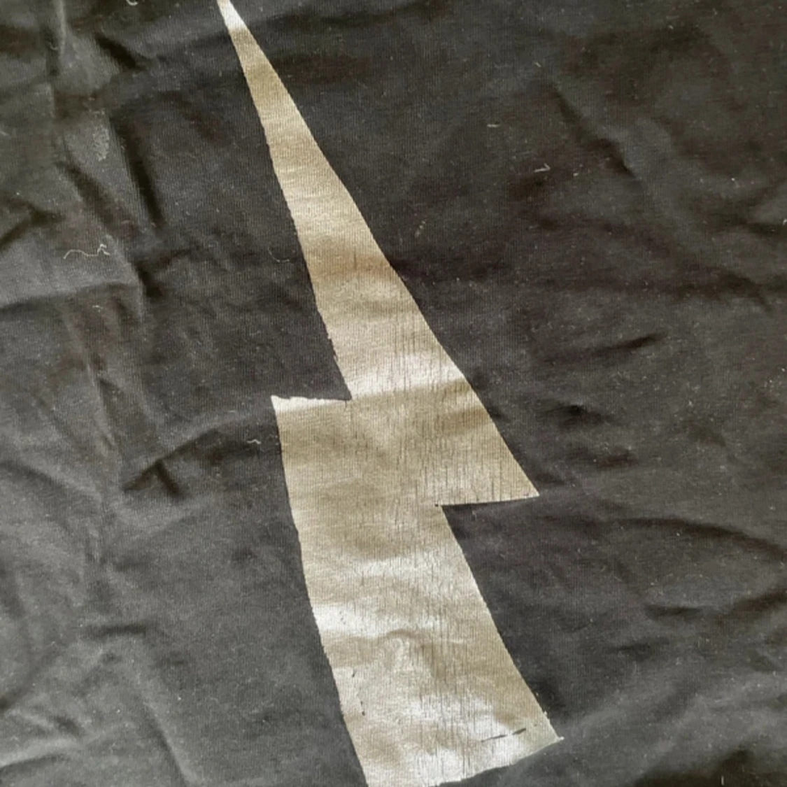Svart t-shirt med blixt från Zadig - 1