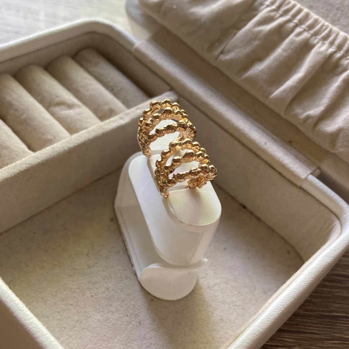 Två par örhängen för 25kr - 3