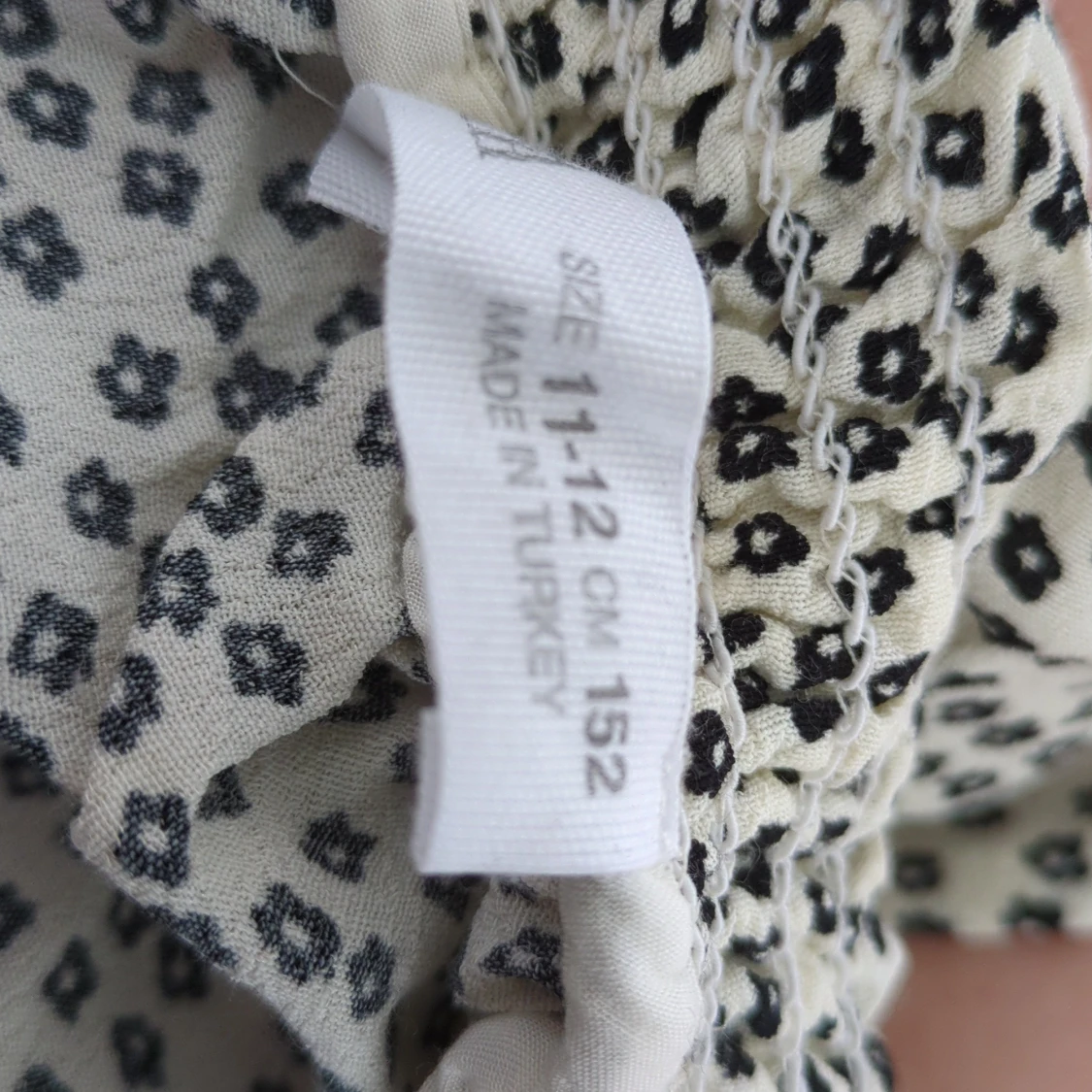 Vit blommig kortkjol från Zara - 3