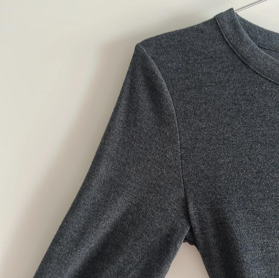 Mörkgrå långärmad klänning H&M Divided - 2