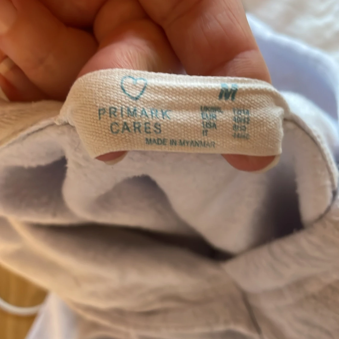 Ljusgrå hoodie från Primark Cares - 2