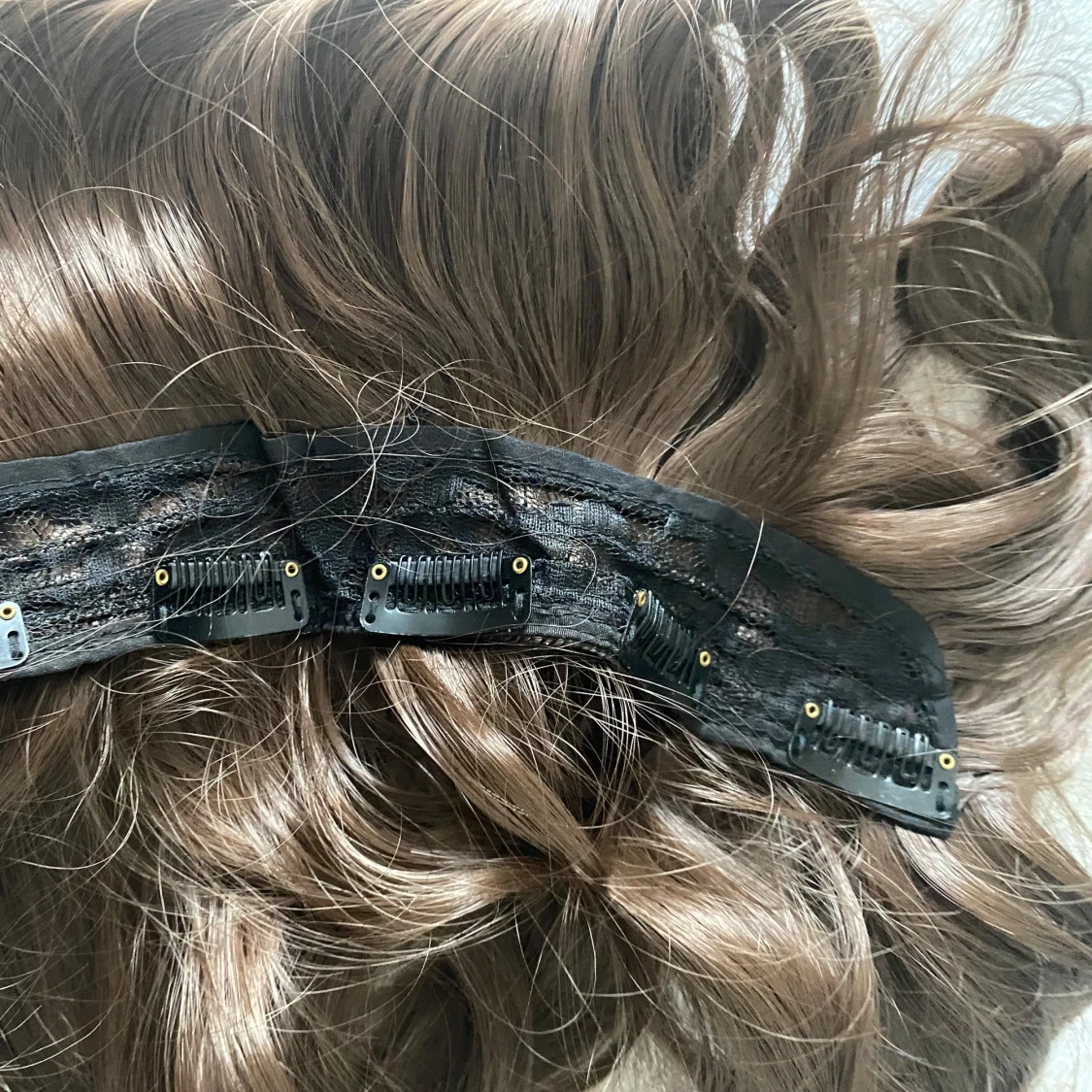 Brun hårförlängning med clips - 1