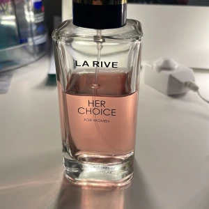 La Rive Her Choice Eau de Parfum - La rive parfym