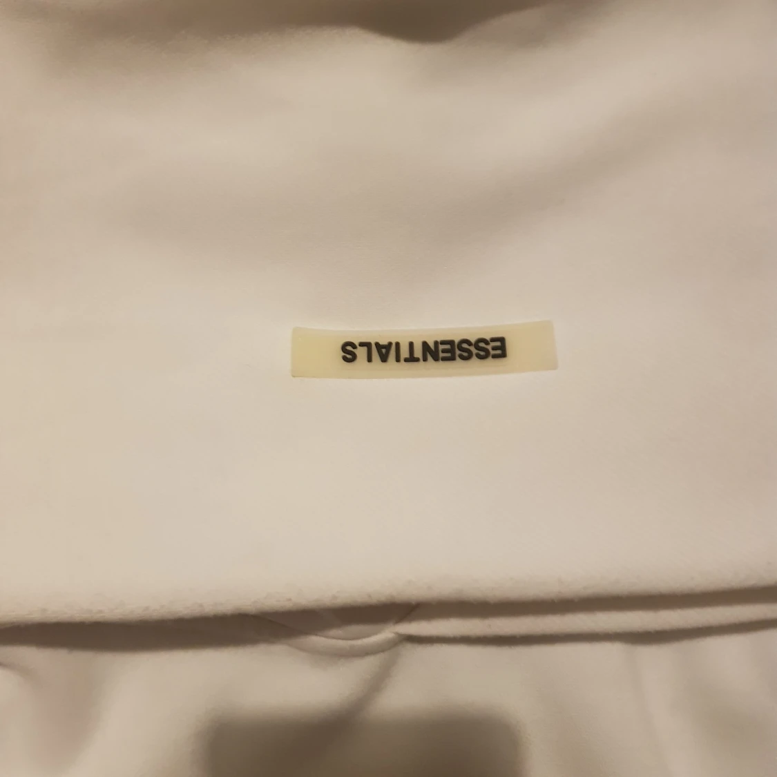 Vit hoodie från Essentials Fear of God - 1
