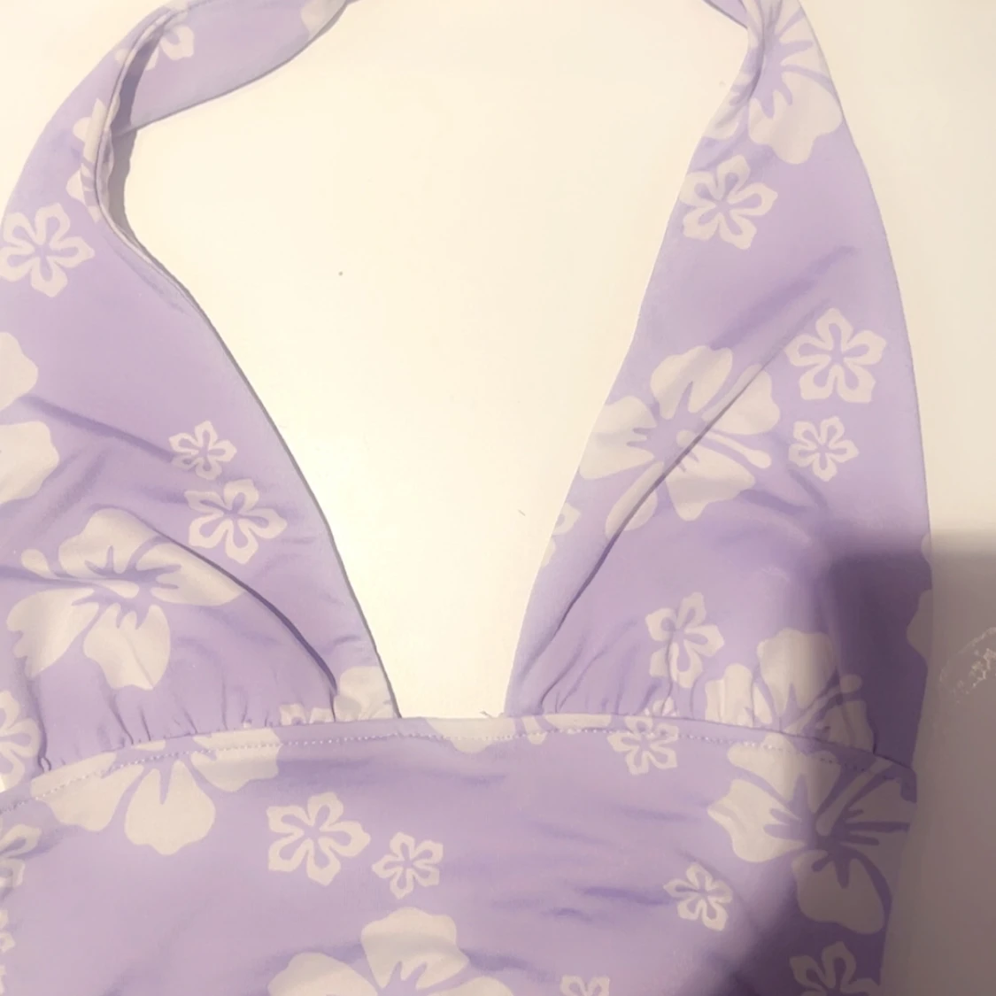 Ljuslila blommig bikini från Divided