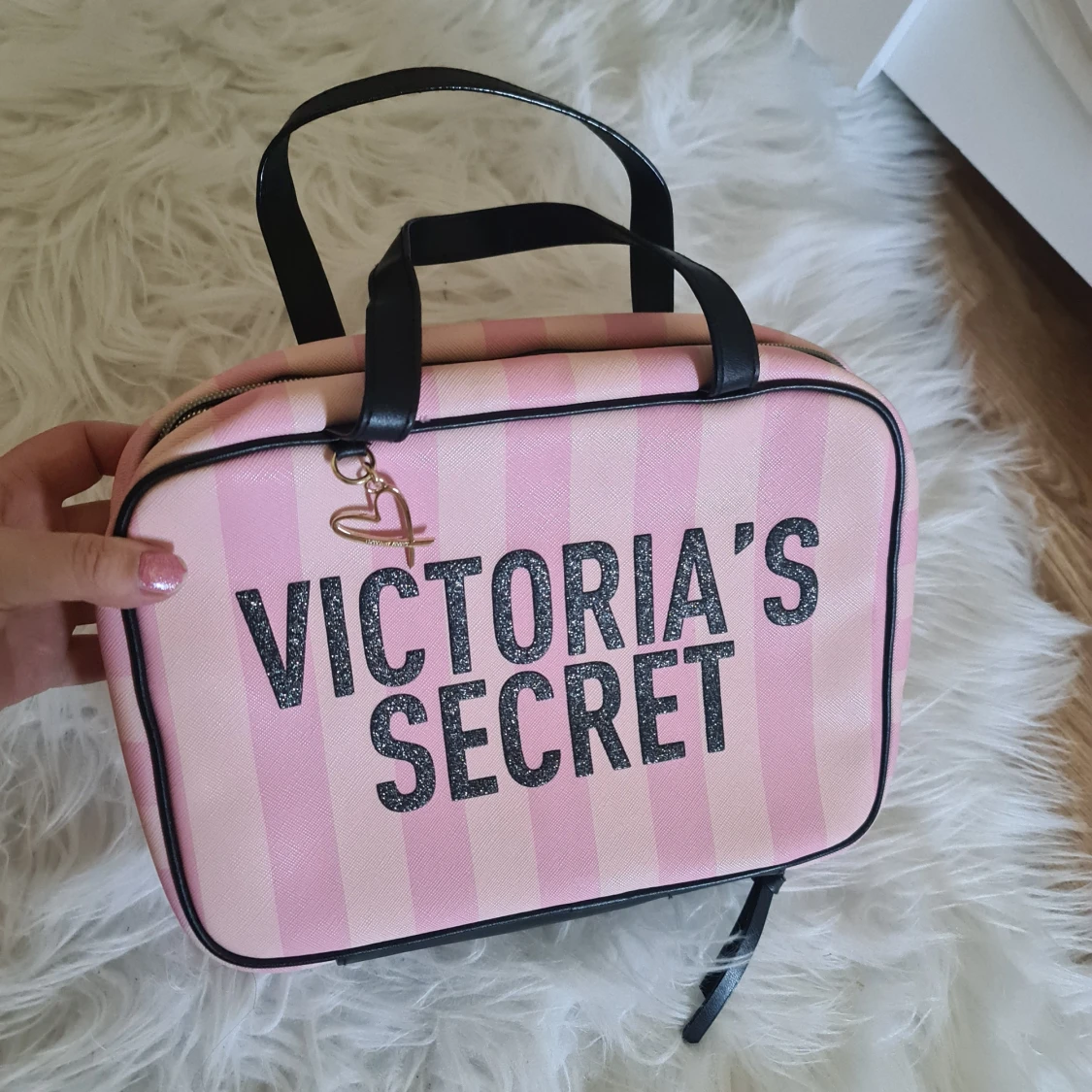 Rosa necessär från Victoria's Secret